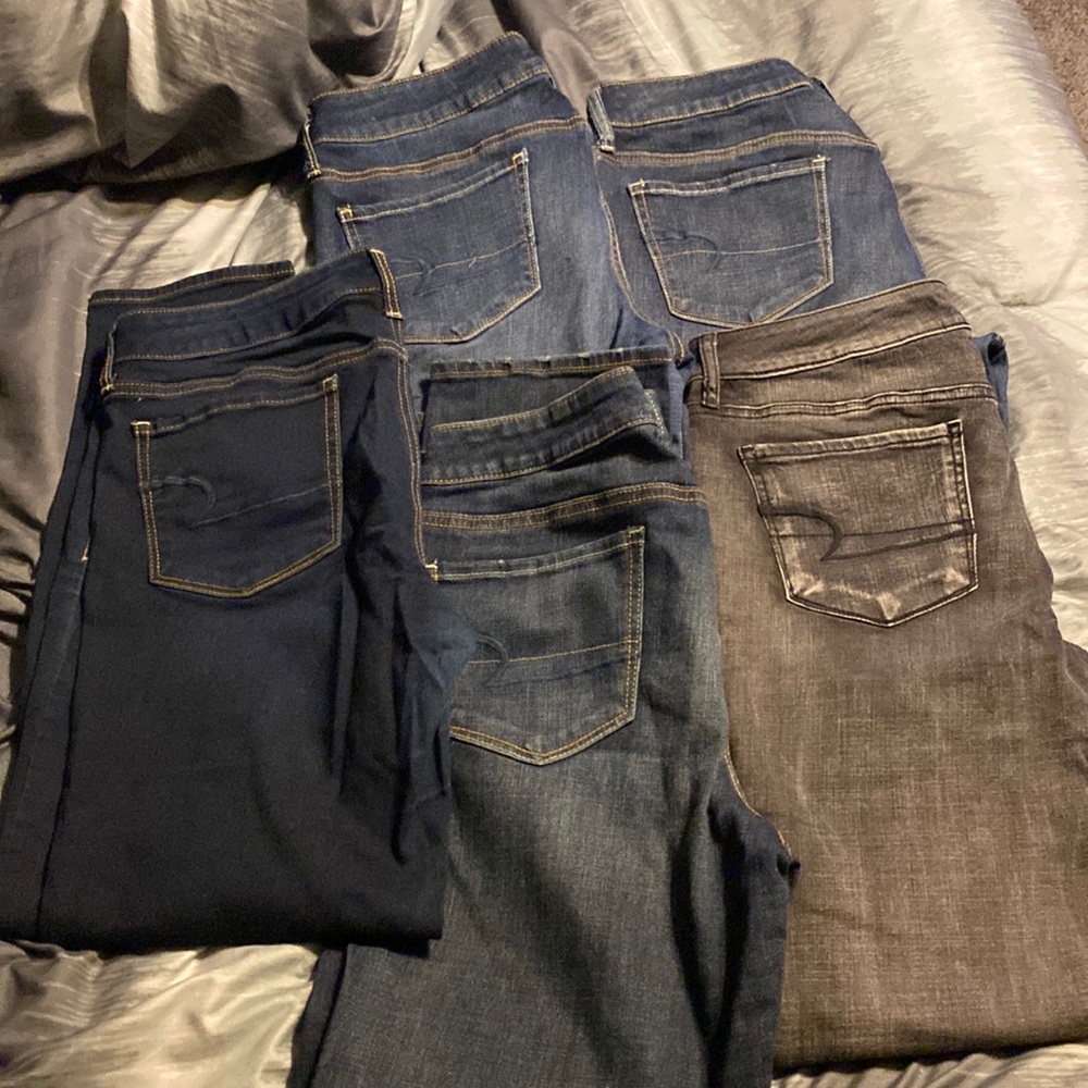 5 pairs American Eagle stretch jeans